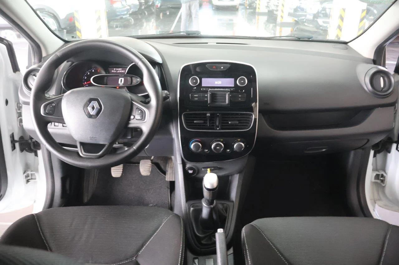 Renault Clio - View model 20