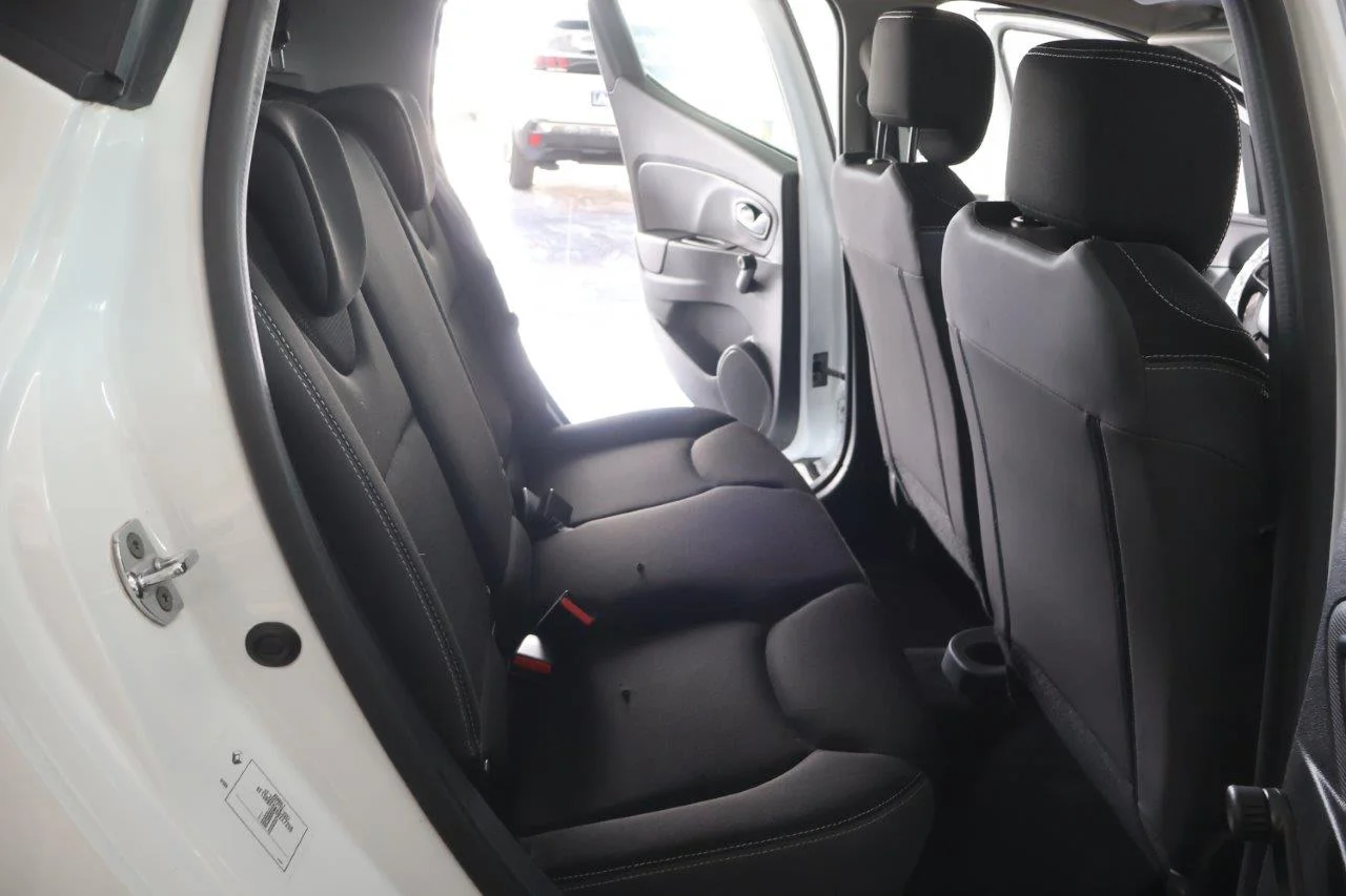 Renault Clio - View model 29