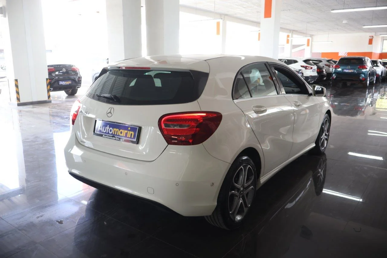 View 5 - Mercedes-Benz A 180 - 2018