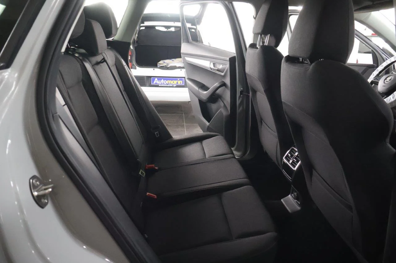 Skoda Karoq - View model 30