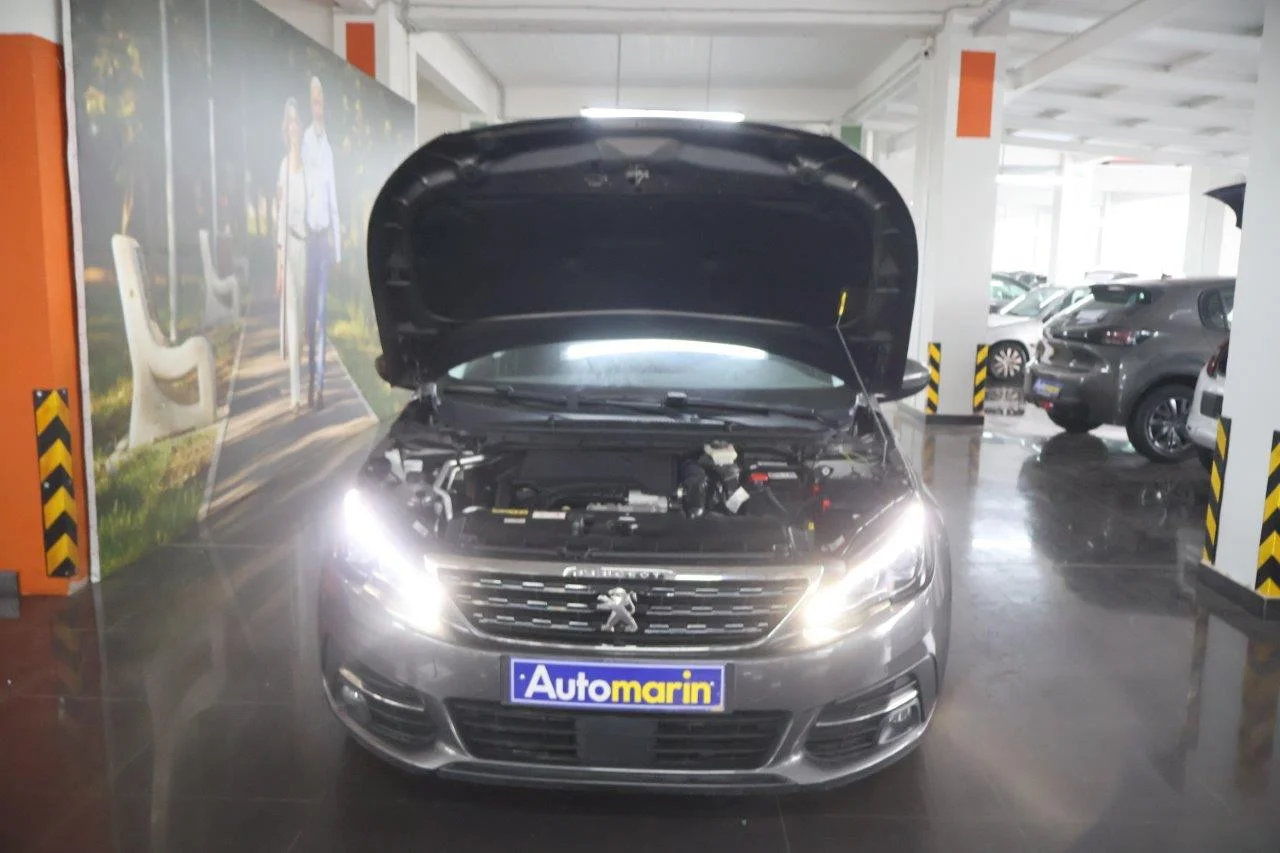 Peugeot 308 - View model 17