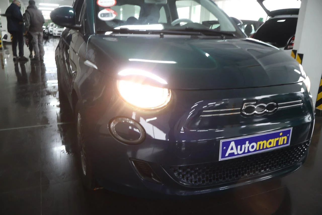 Fiat 500e - View model 16