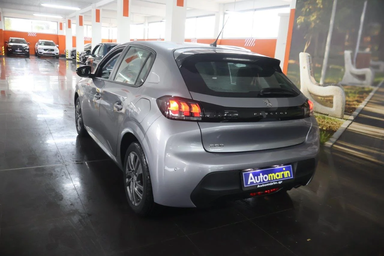 Peugeot 208 - View model 6