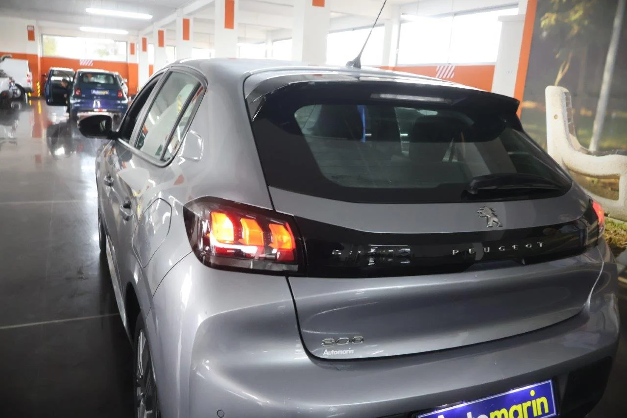 Peugeot 208 - View model 11