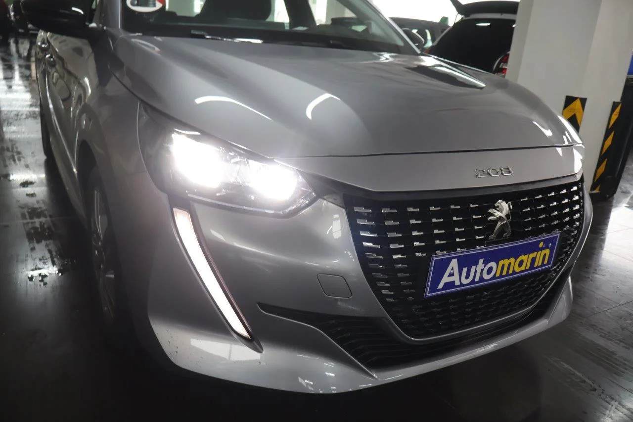 Peugeot 208 - View model 15