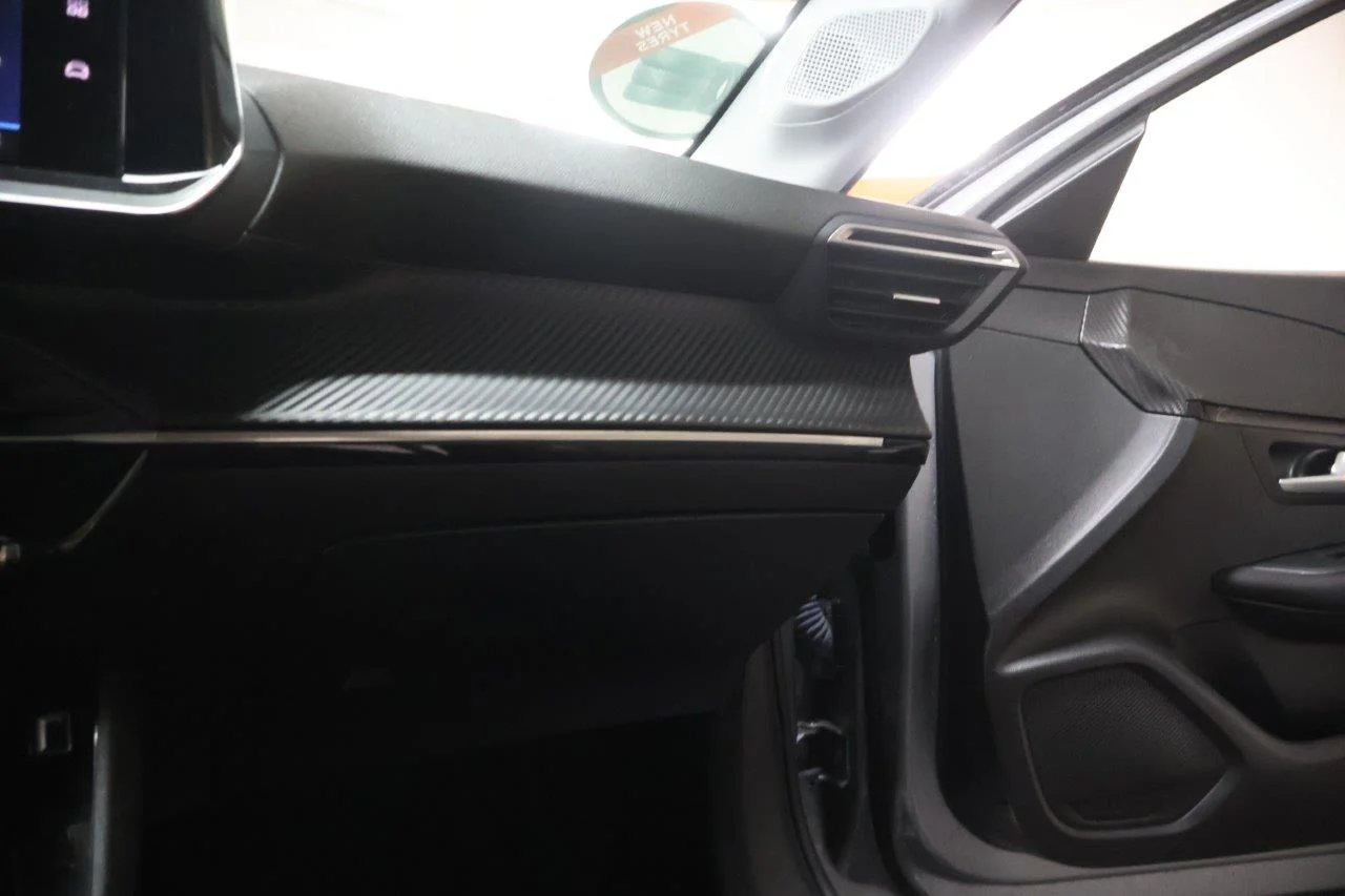 Peugeot 208 - View model 22