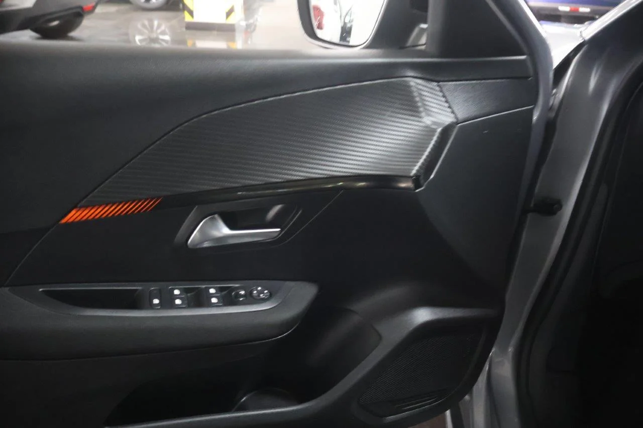 Peugeot 208 - View model 24