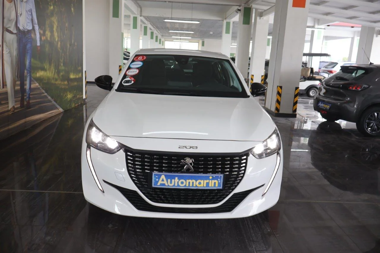 View 3 - Peugeot 208 - 2022