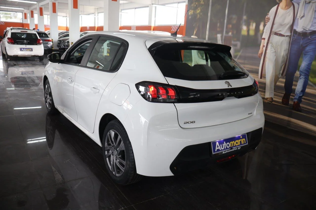 Peugeot 208 - View model 6