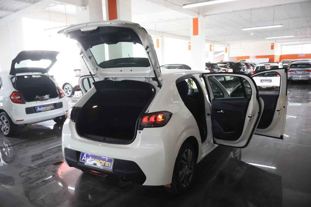 Peugeot 208 - View model 7