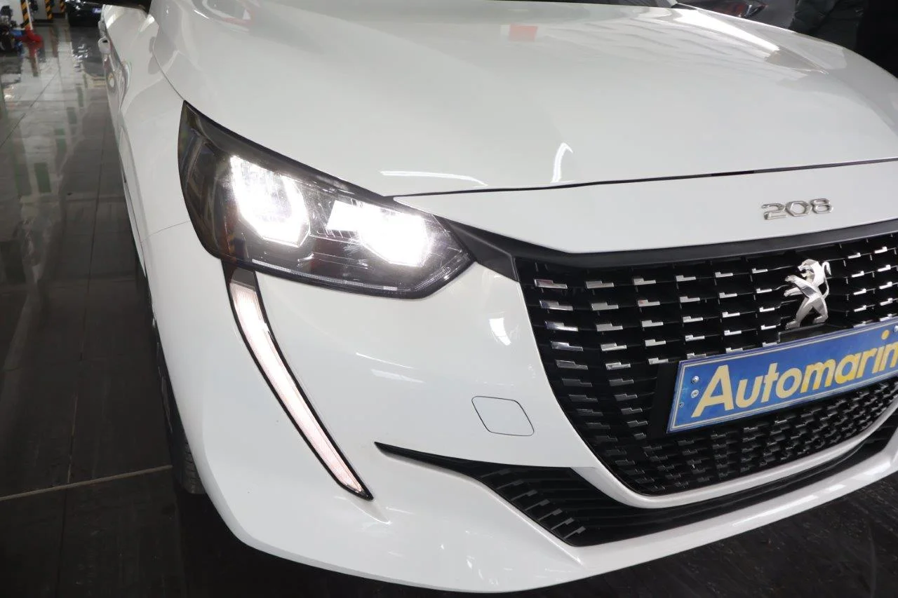 Peugeot 208 - View model 15