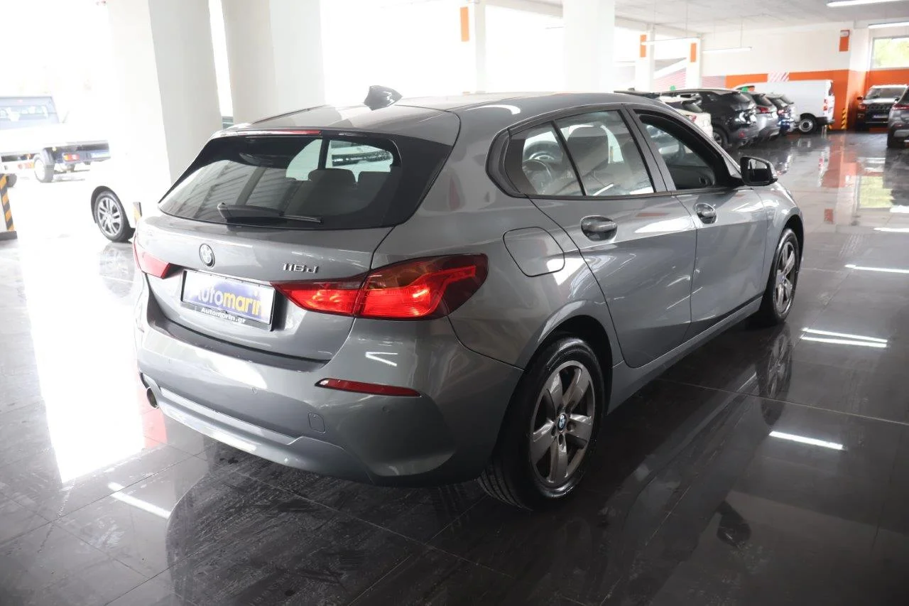 View 5 - Bmw 116 - 2022