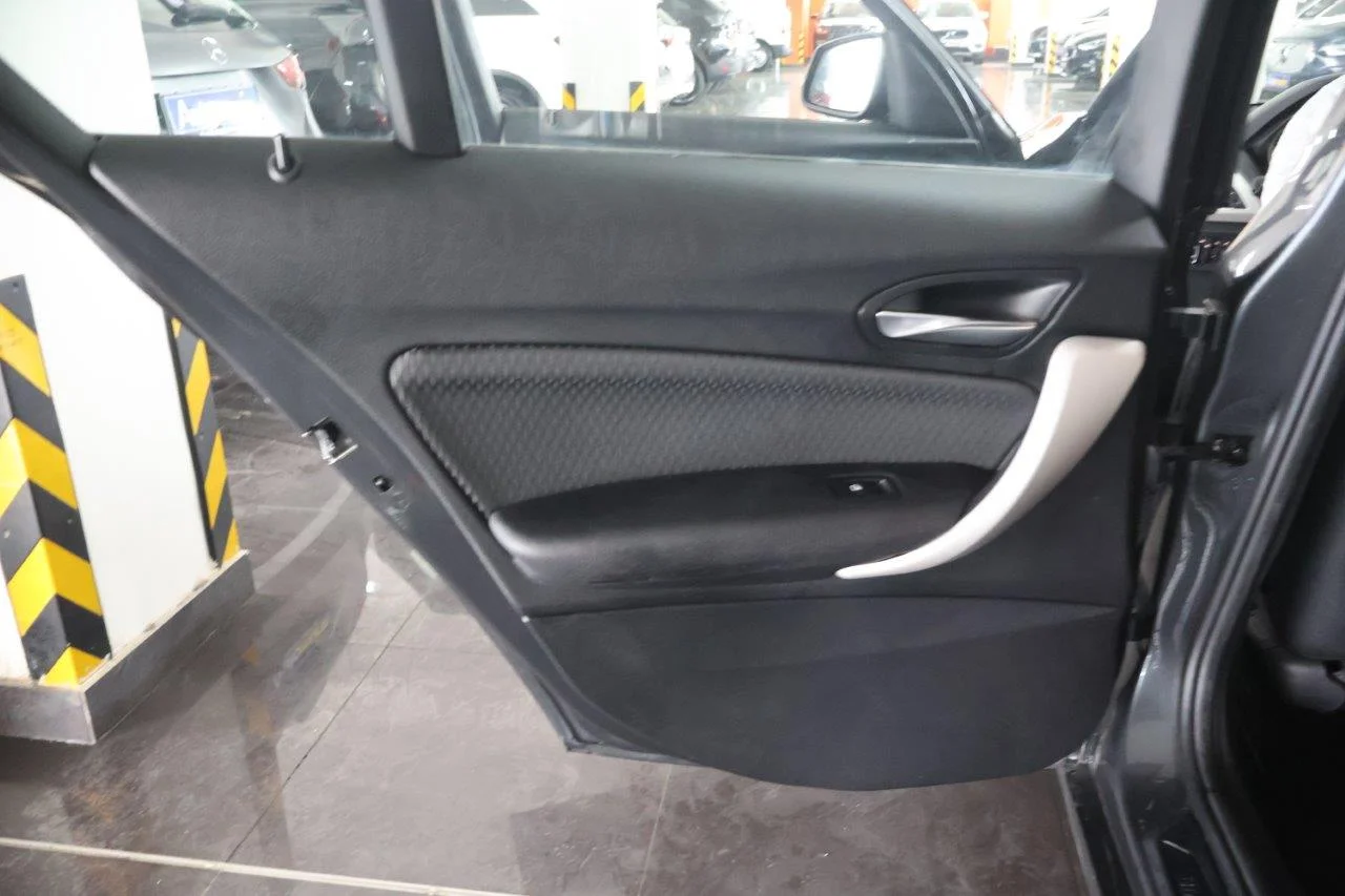 Bmw 116 - View model 30