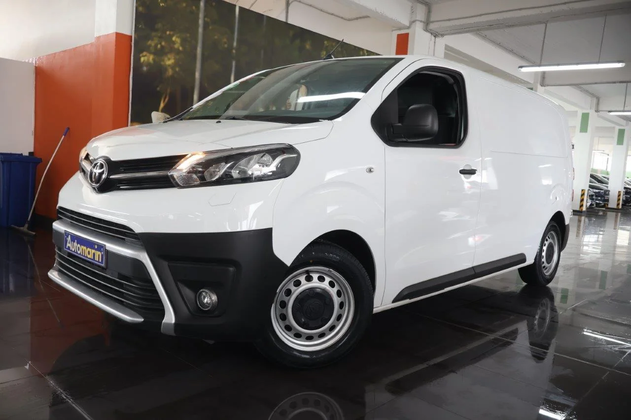 View 1 - Toyota Proace - 2021