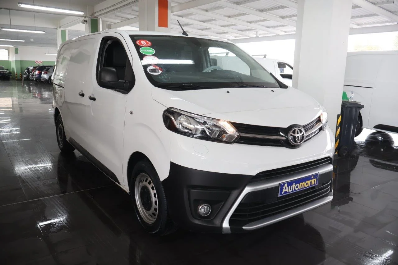 View 4 - Toyota Proace - 2021
