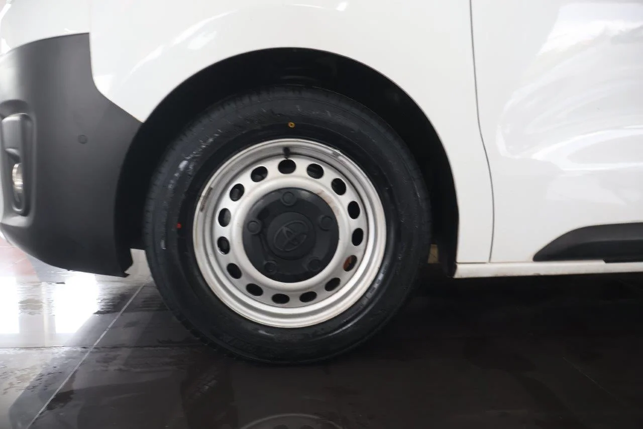 Toyota Proace - View model 14