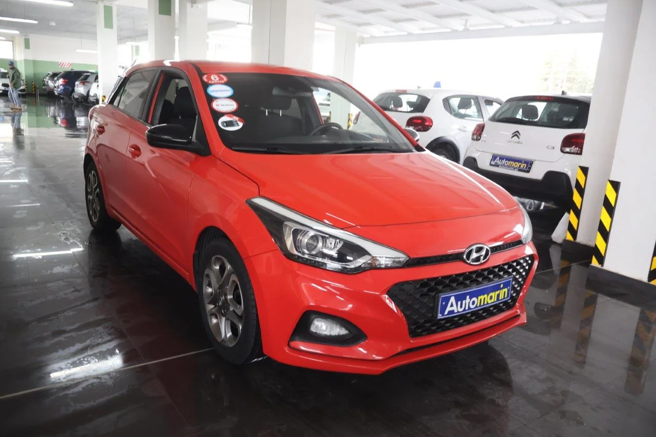 View 4 - Hyundai i 20 - 2020