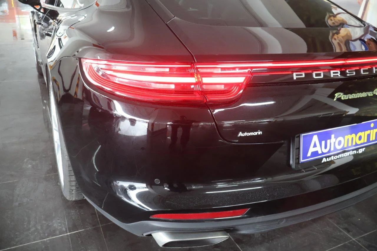 Porsche Panamera - View model 11