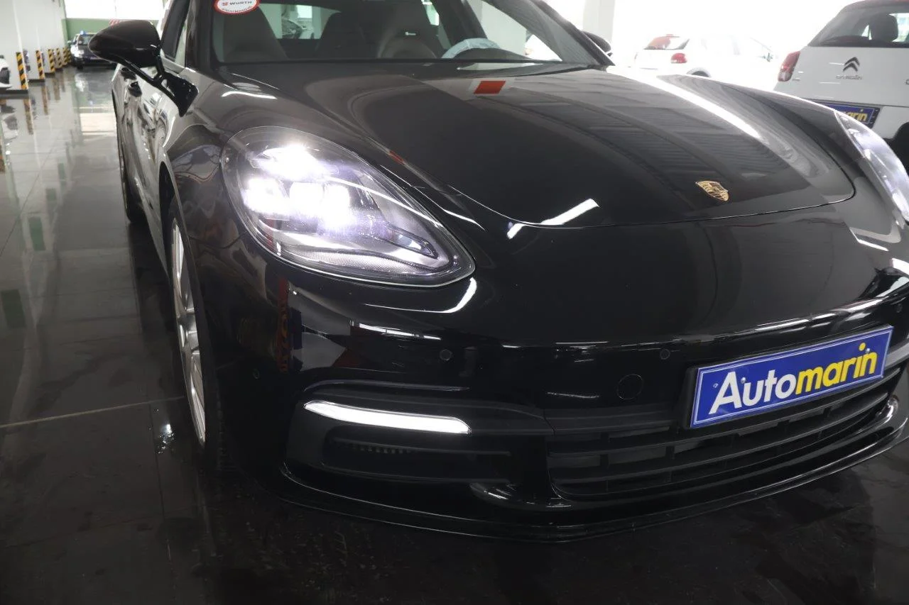 Porsche Panamera - View model 15
