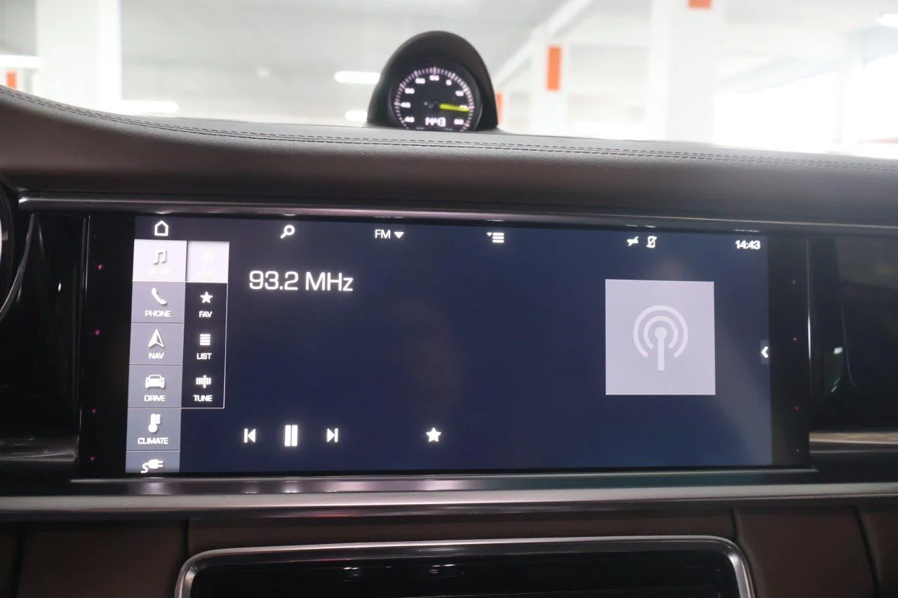 Porsche Panamera - View model 27