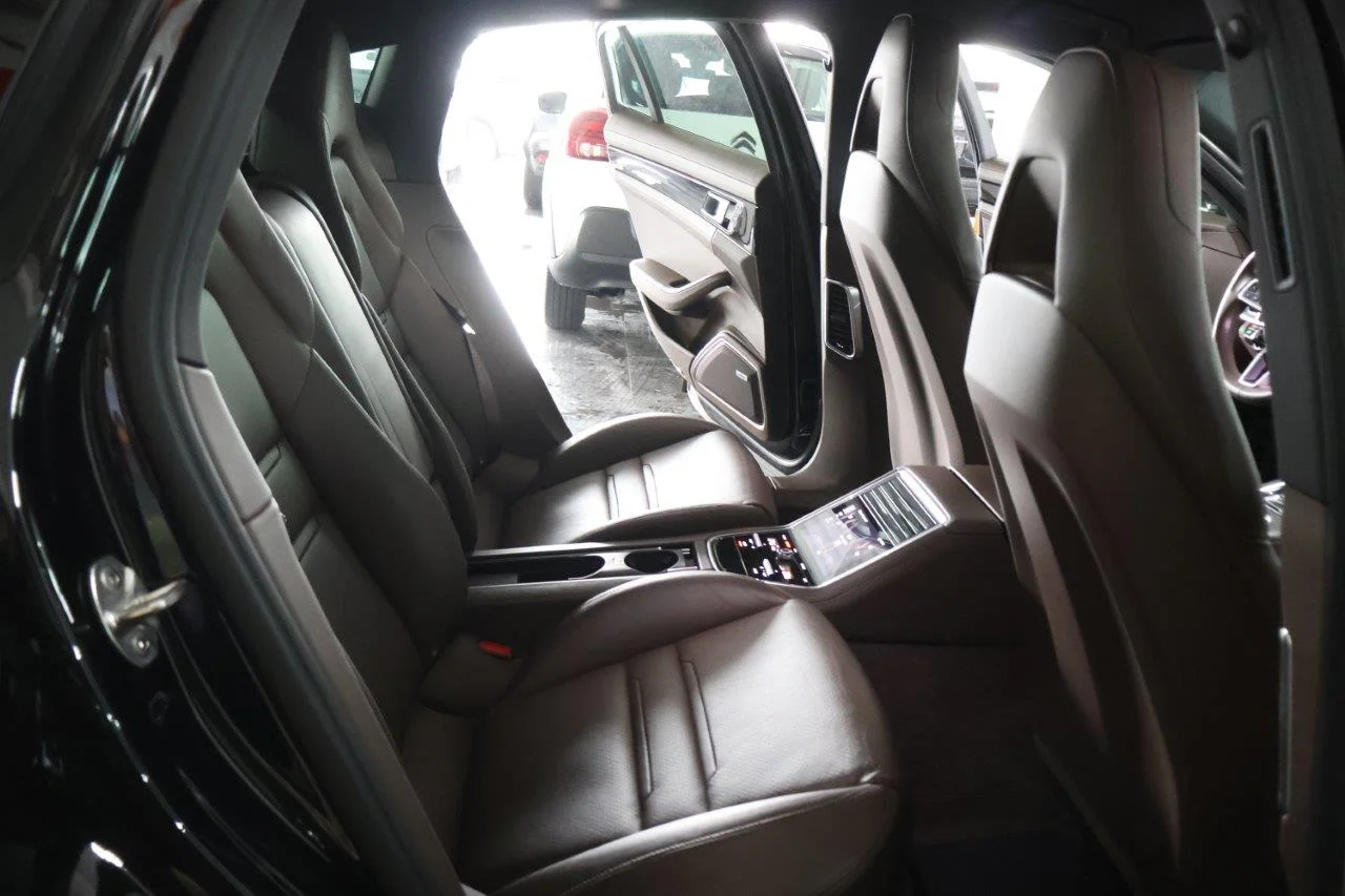 Porsche Panamera - View model 41