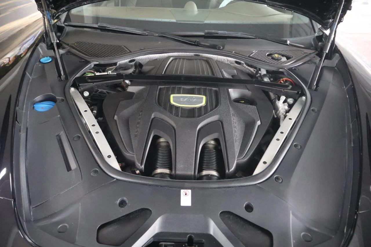 Porsche Panamera - View model 46