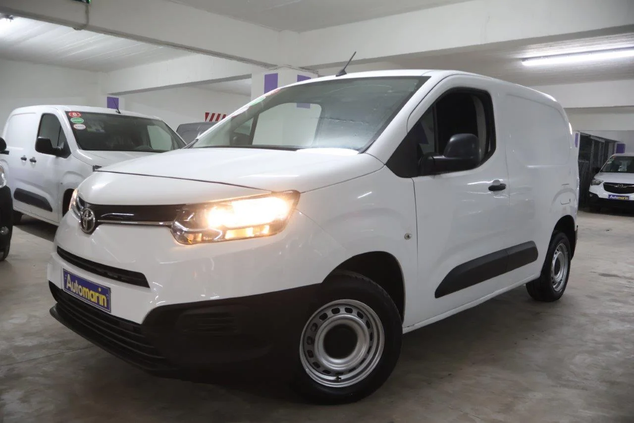 View 1 - Toyota Proace - 2021