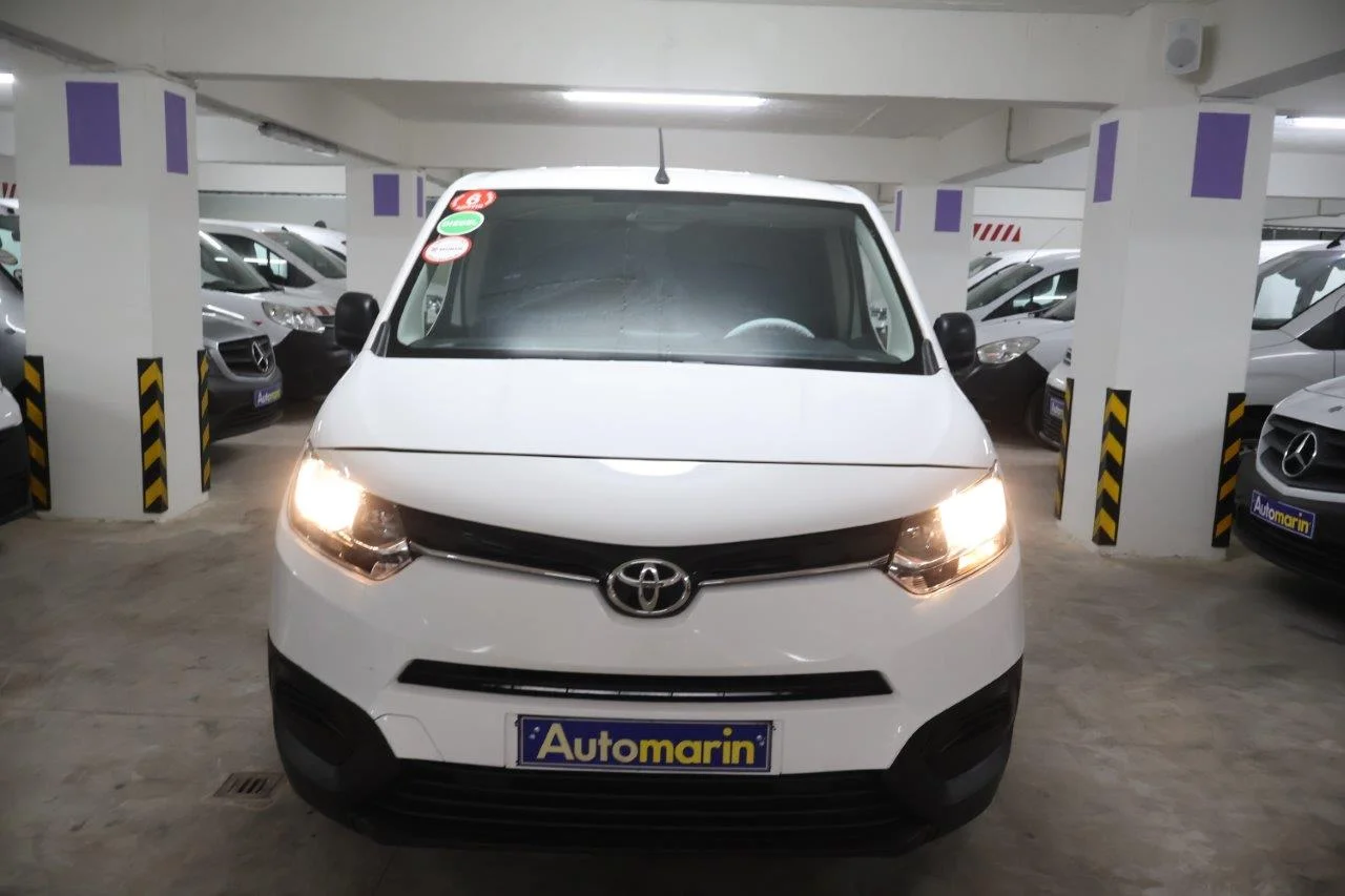 View 3 - Toyota Proace - 2021
