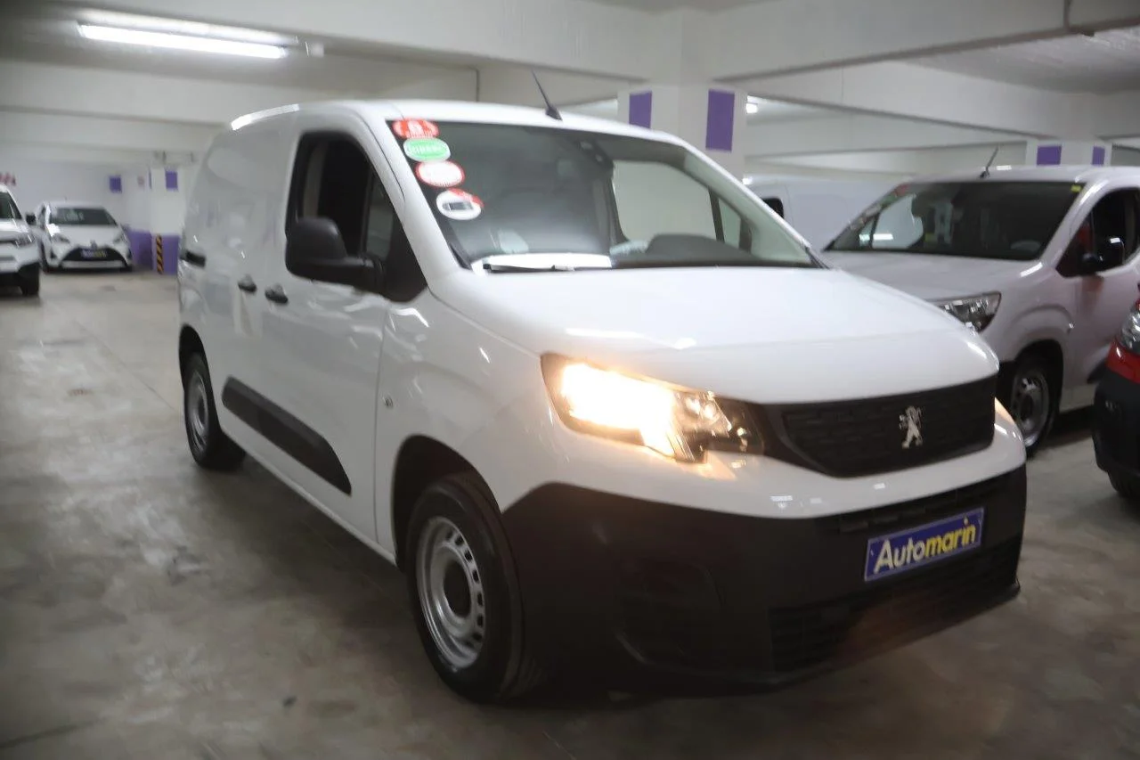 View 4 - Peugeot Partner - 2021