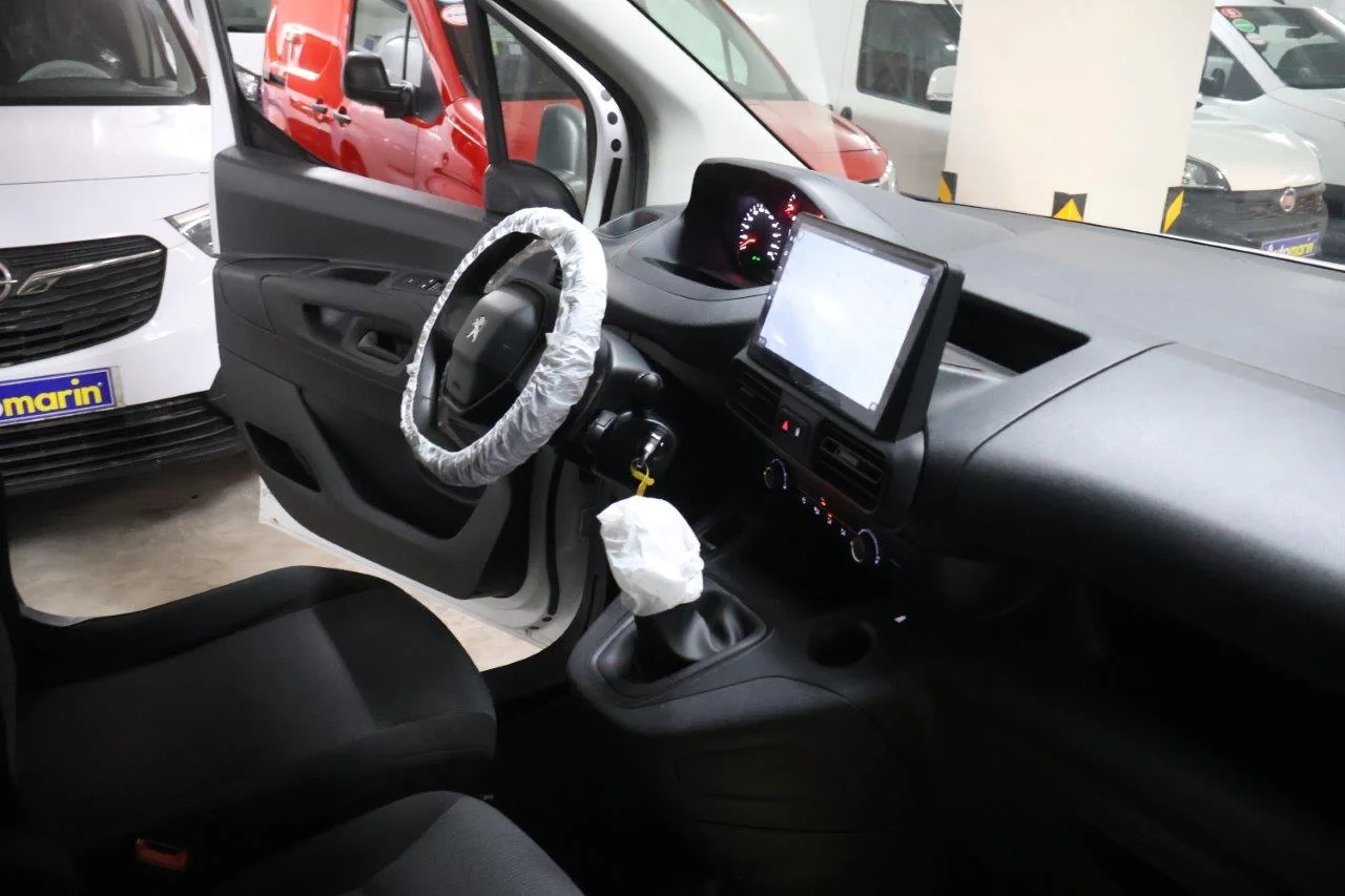 Peugeot Partner - View model 38