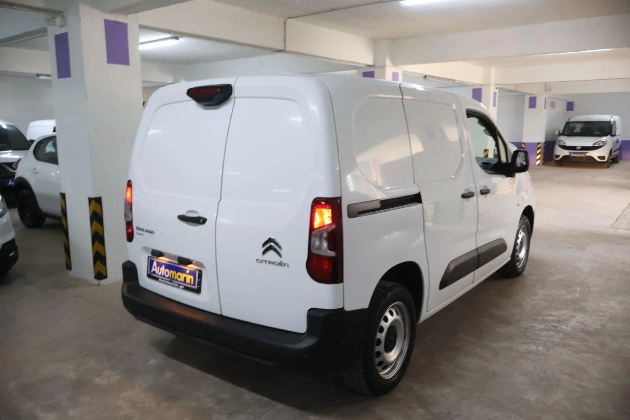 View 5 - Citroen Berlingo - 2021