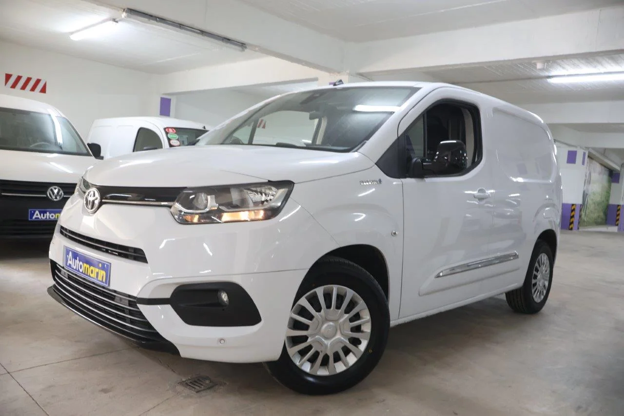 View 1 - Toyota Proace - 2023