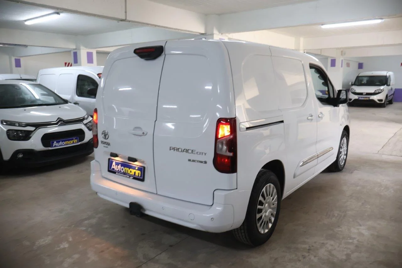 View 5 - Toyota Proace - 2023