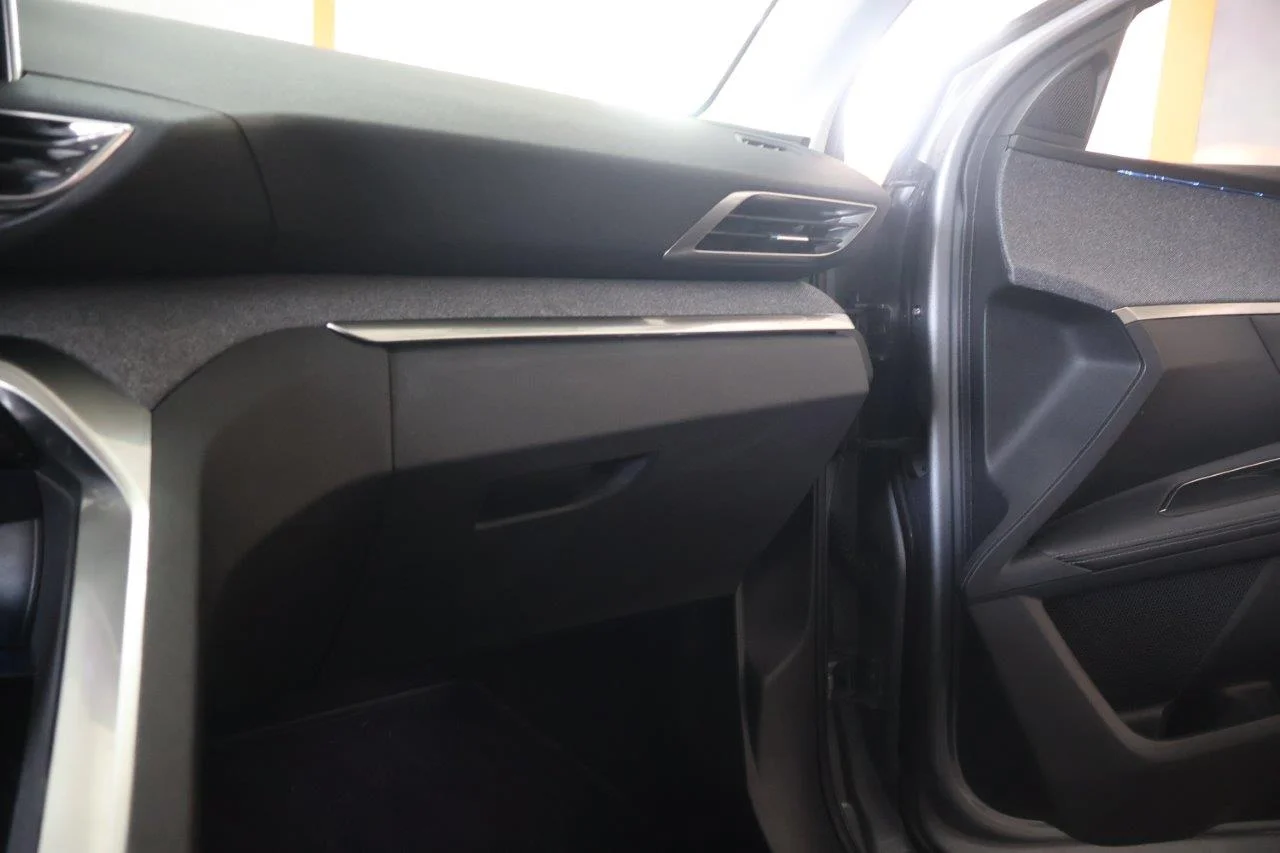 Peugeot 3008 - View model 22
