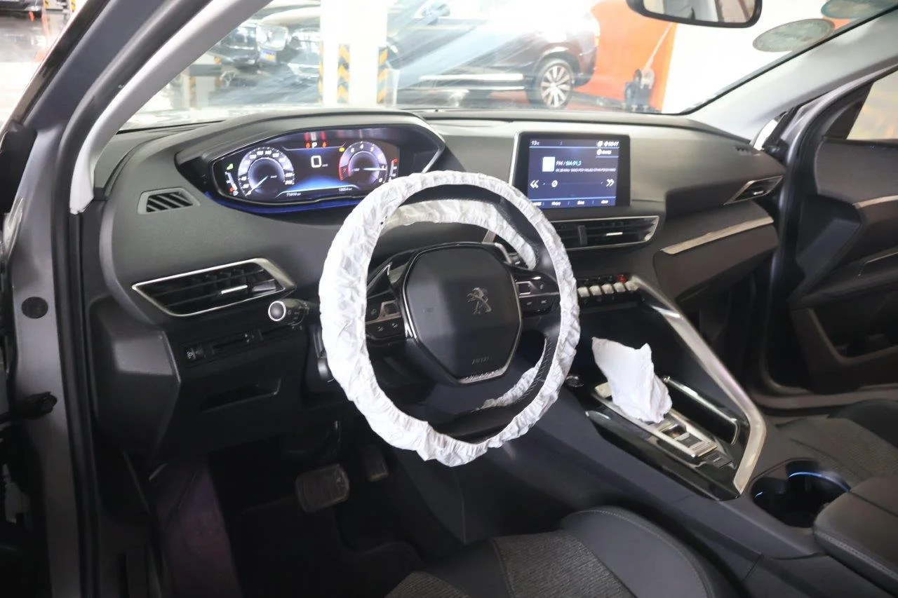 Peugeot 3008 - View model 36