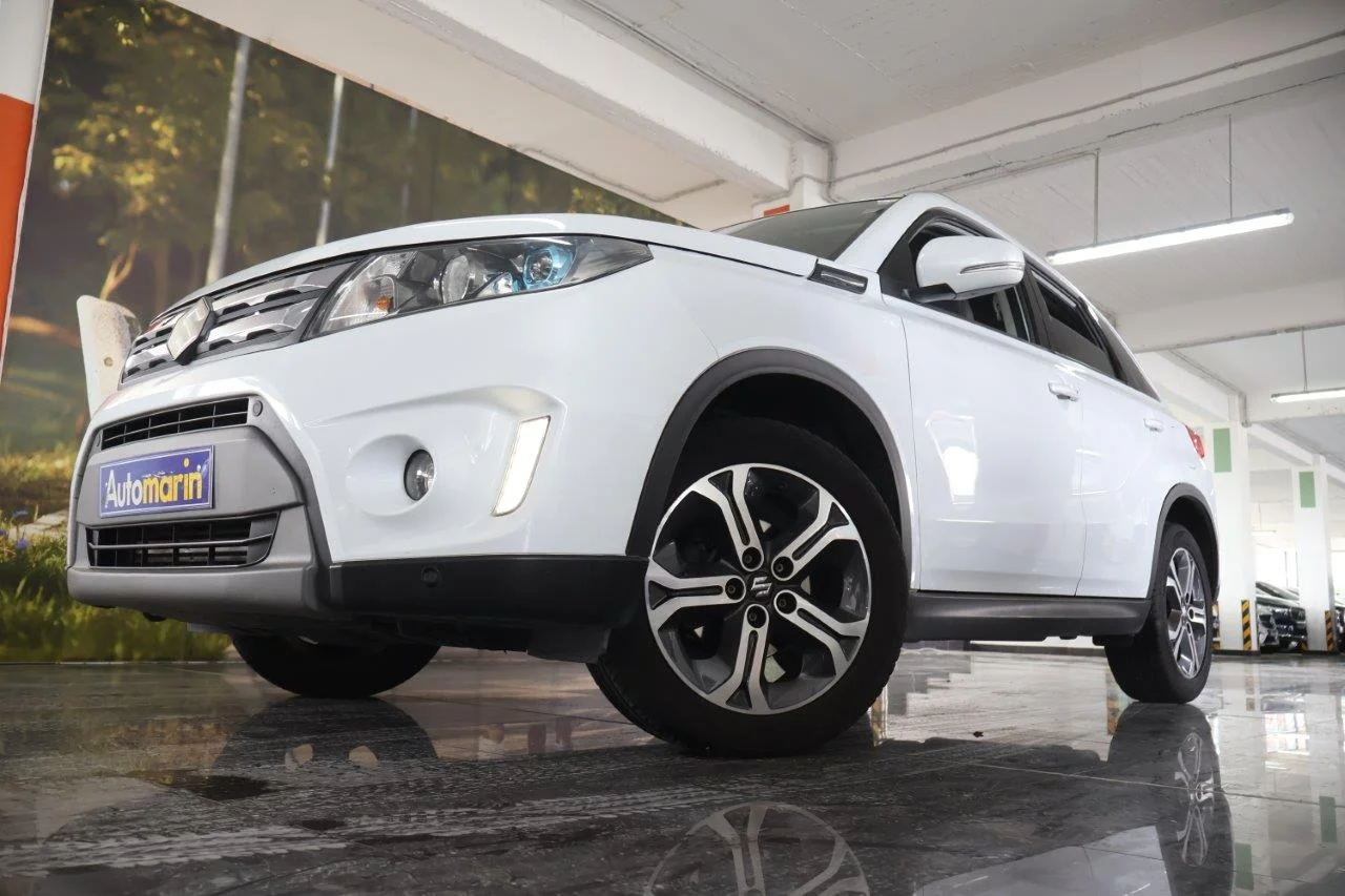 View 2 - Suzuki Vitara - 2015