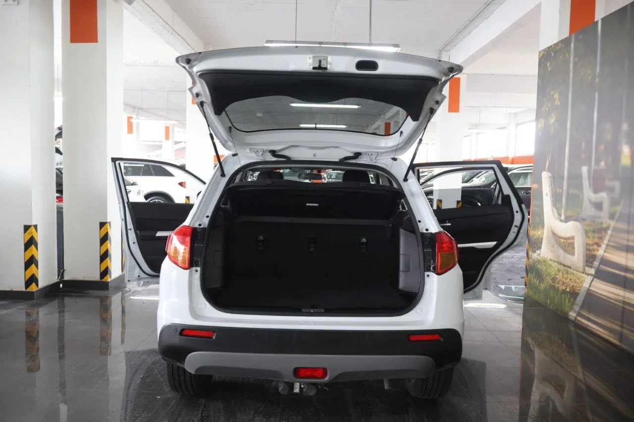 Suzuki Vitara - View model 8