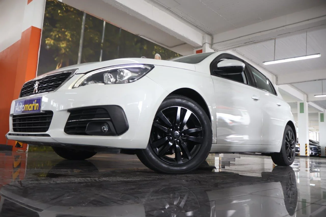 View 2 - Peugeot 308 - 2021