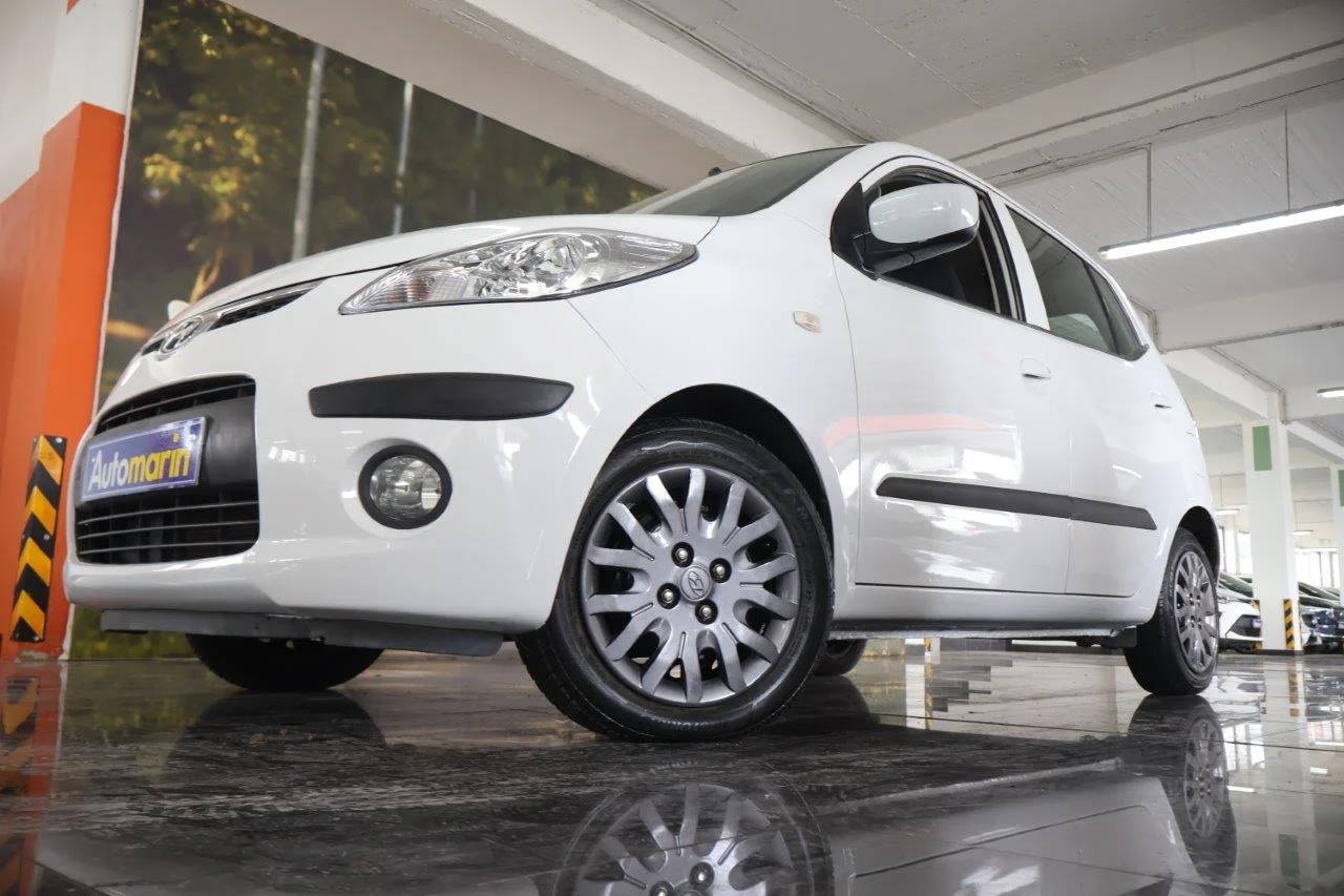 View 2 - Hyundai i 10 - 2010