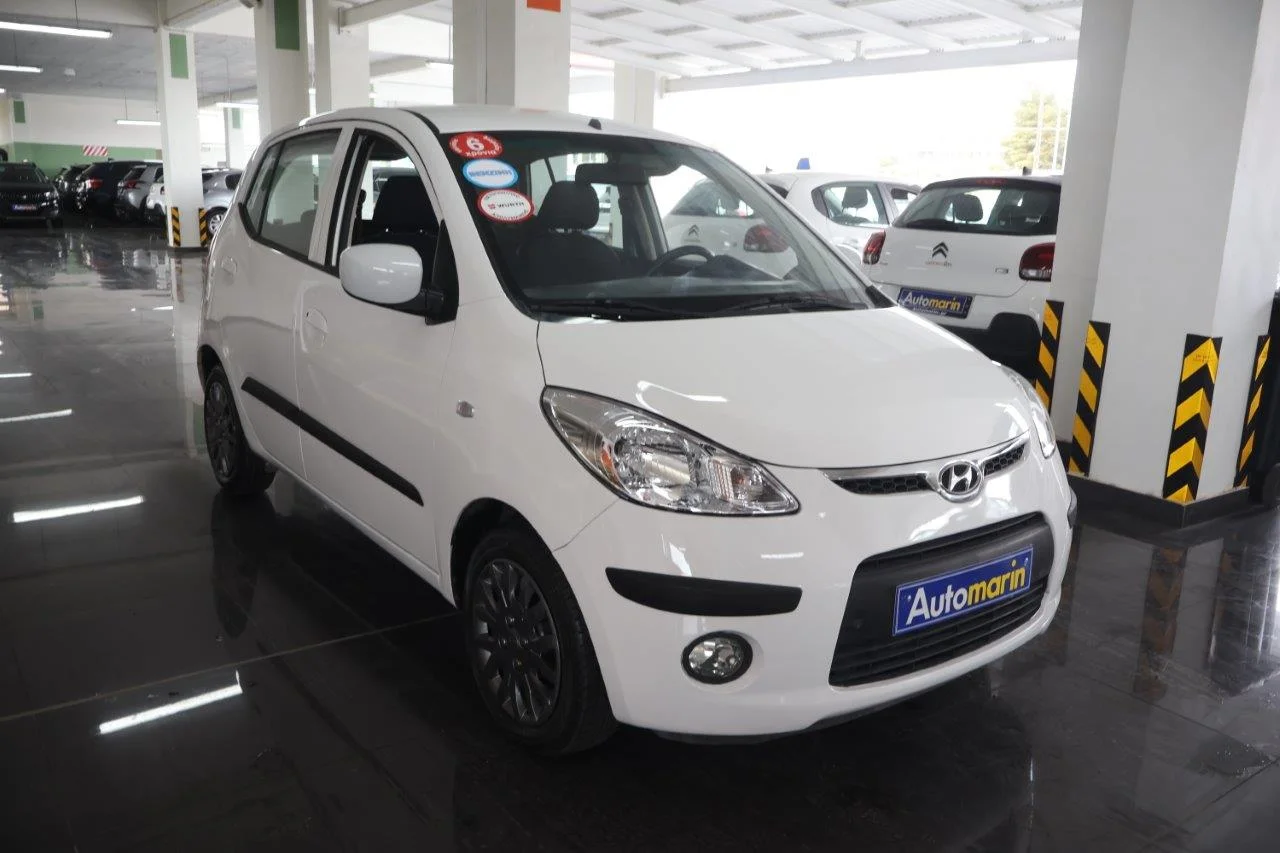 View 4 - Hyundai i 10 - 2010