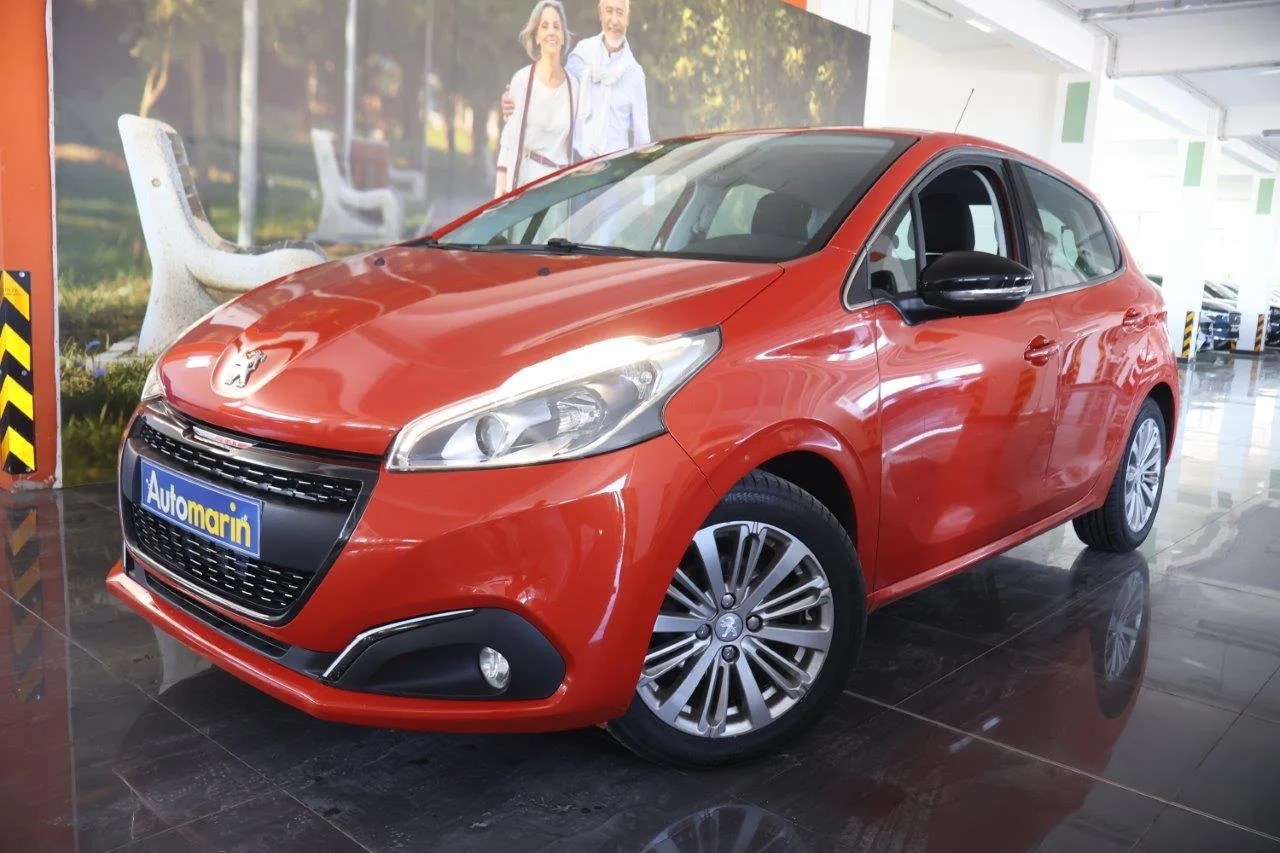 View 1 - Peugeot 208 - 2015