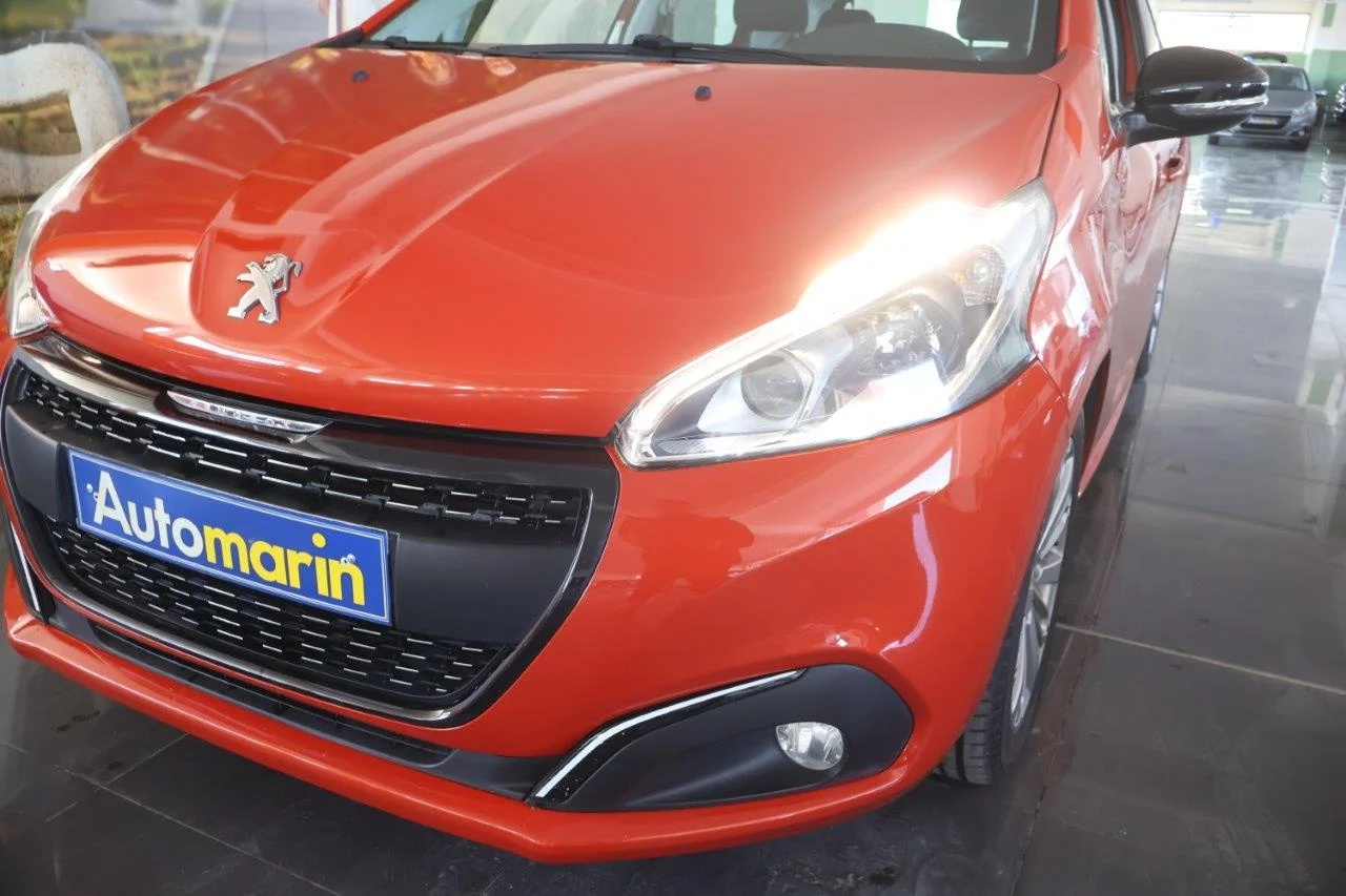 Peugeot 208 - View model 15