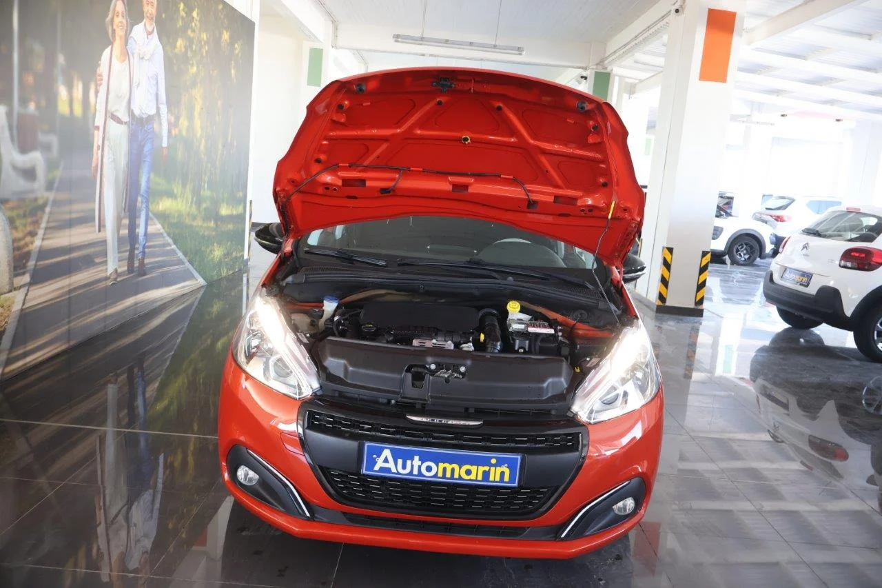 Peugeot 208 - View model 18