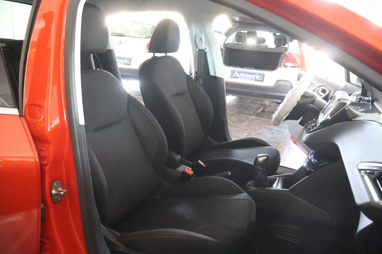 Peugeot 208 - View model 33