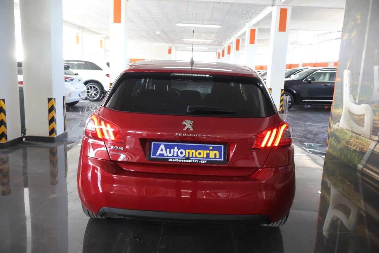 Peugeot 308 - View model 5