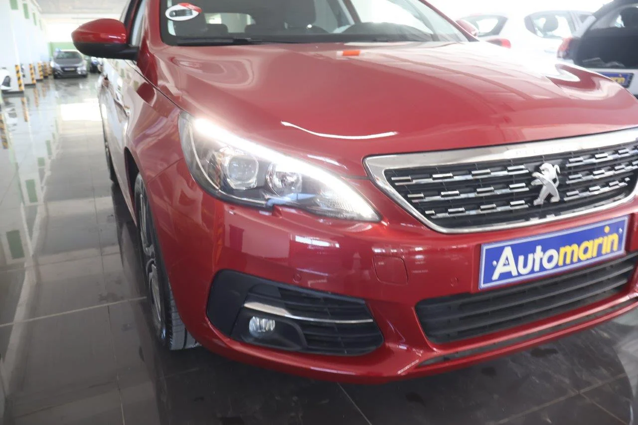 Peugeot 308 - View model 16
