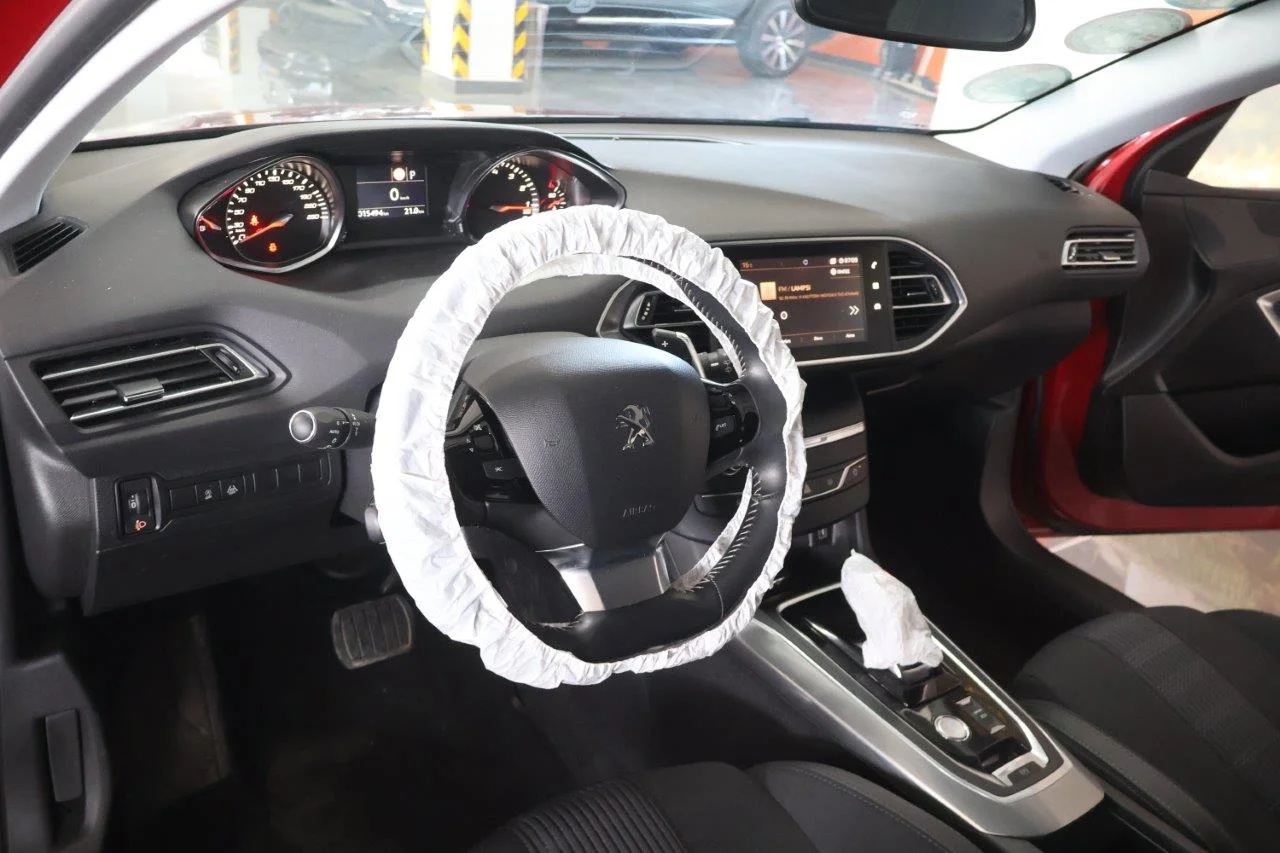 Peugeot 308 - View model 37