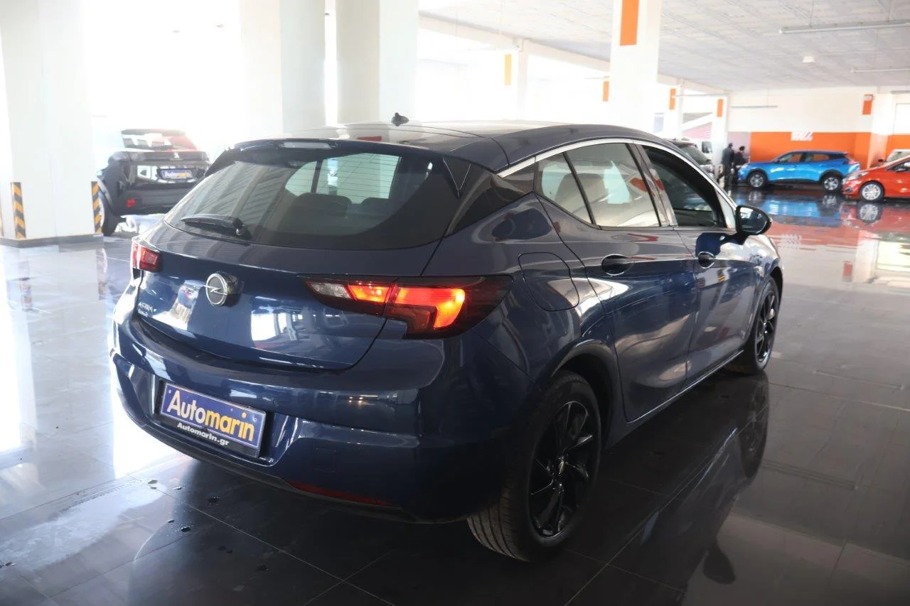 View 5 - Opel Astra - 2021