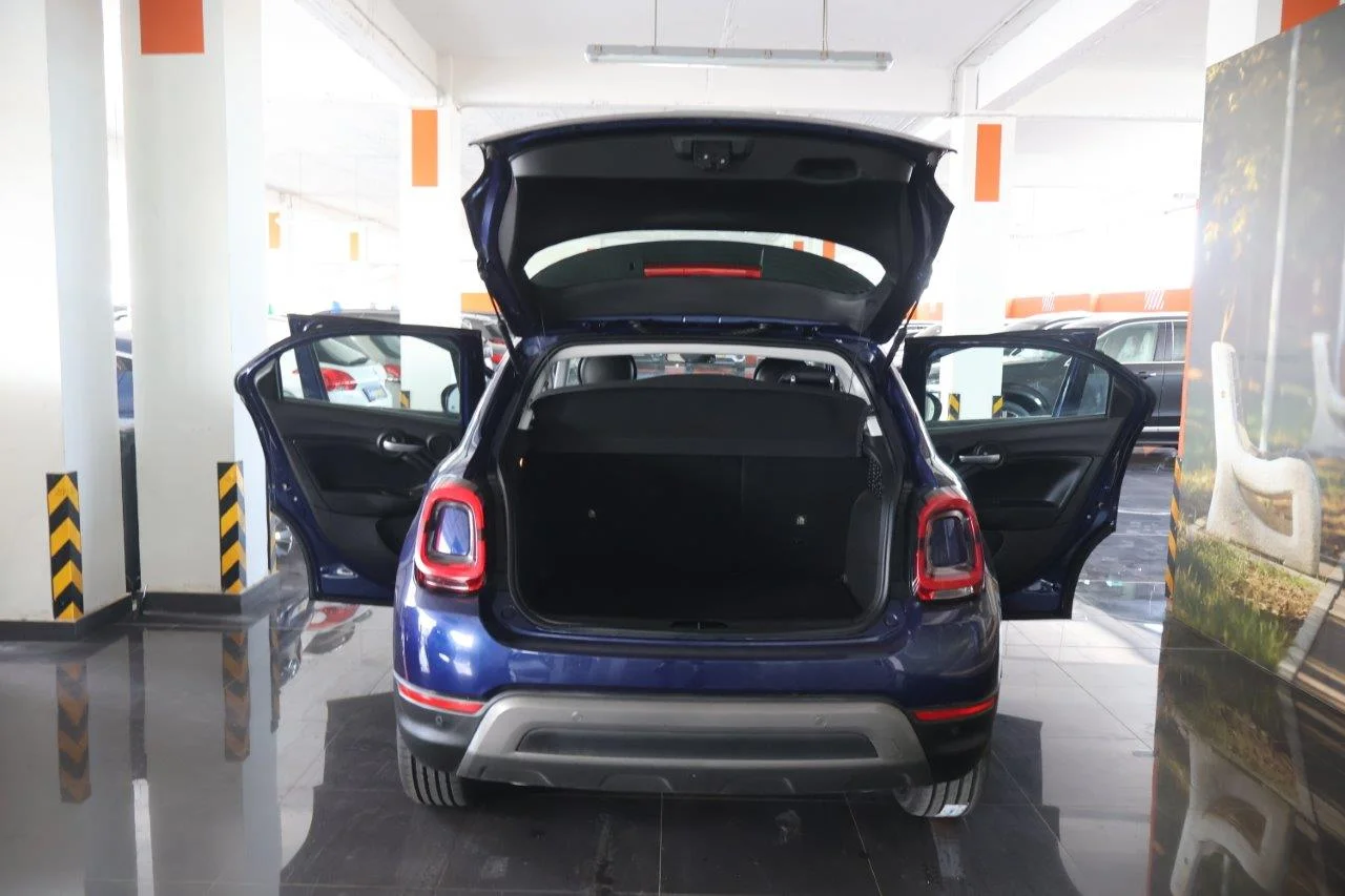 Fiat 500X - View model 8