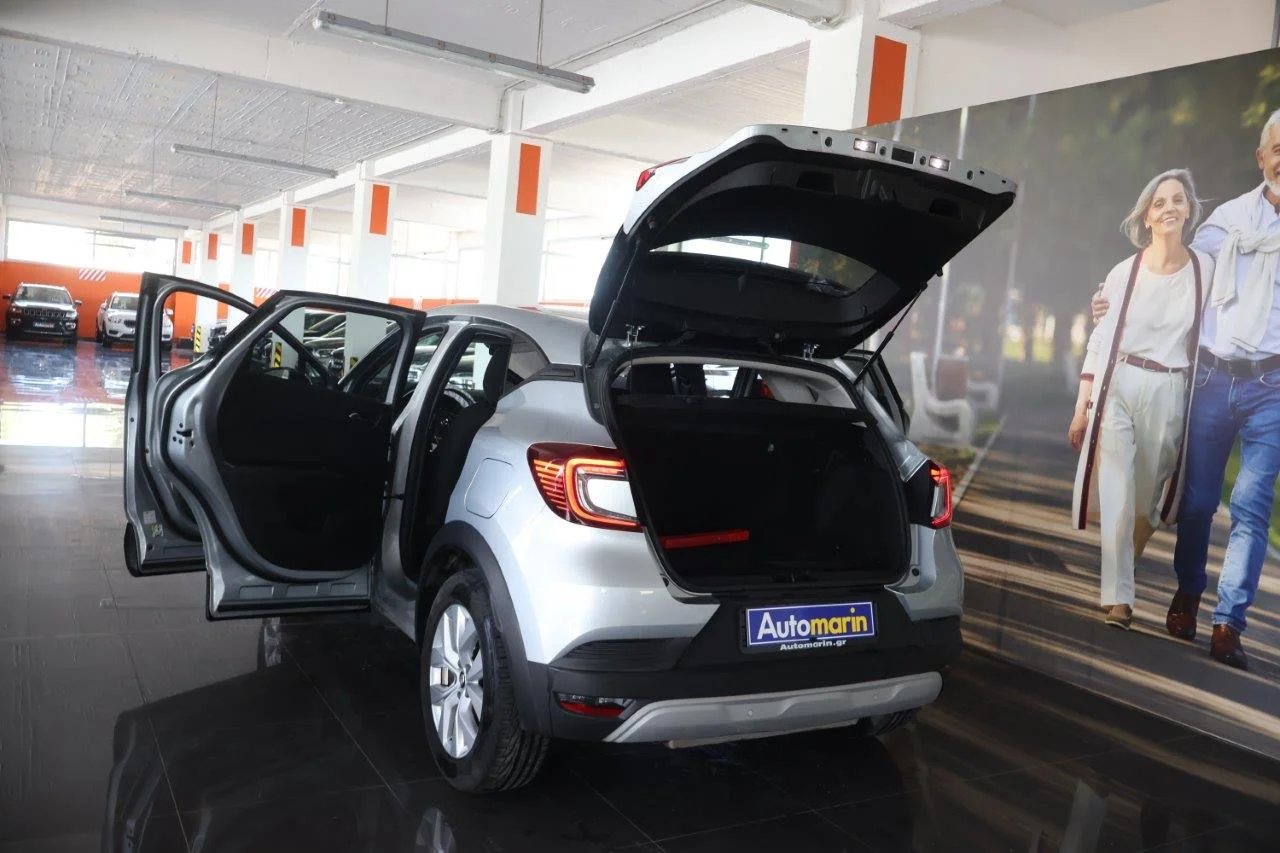 Renault Captur - View model 8